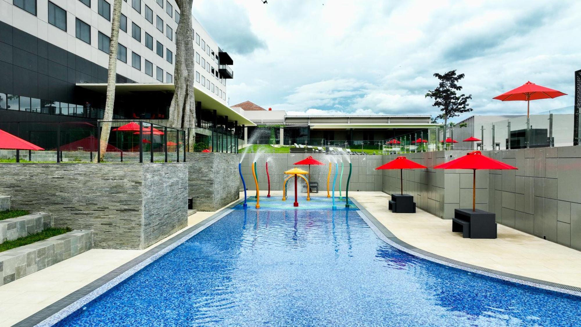 Aston Serang Hotel & Convention Center Exterior photo